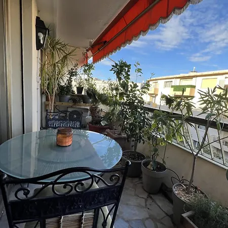 Bright 31m2 Flowered Terrace Near Croisette Cannes